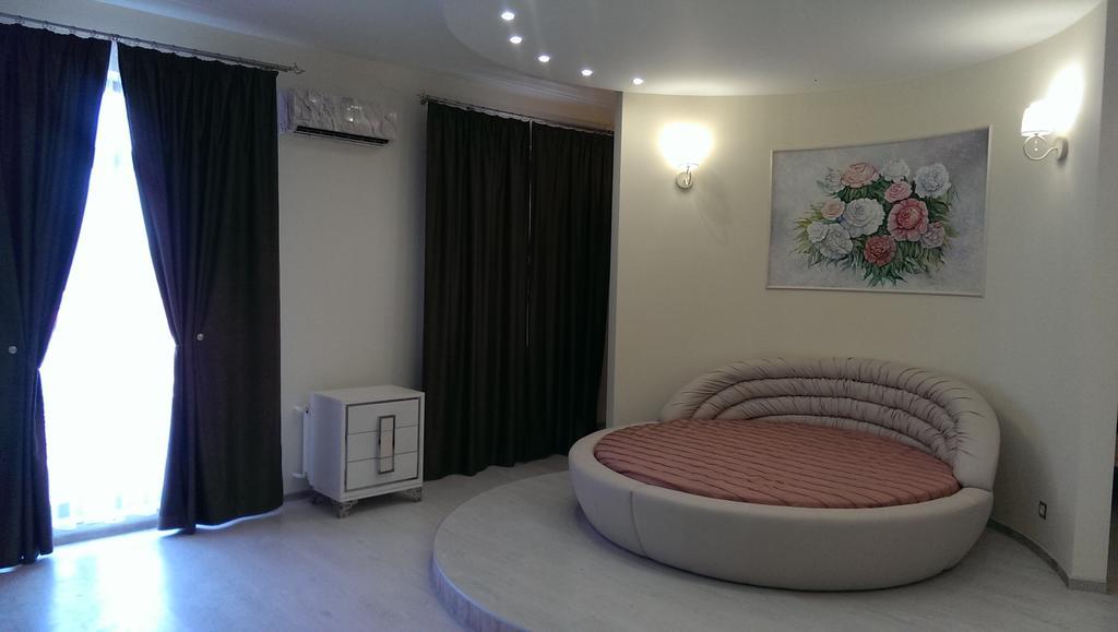 Apartment On Grecheskaya 5 Odessa Buitenkant foto